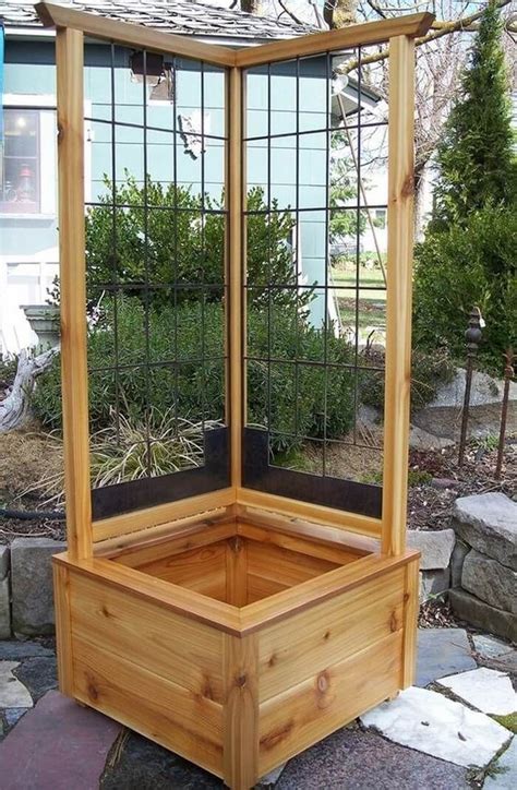 large corner planter with trellis